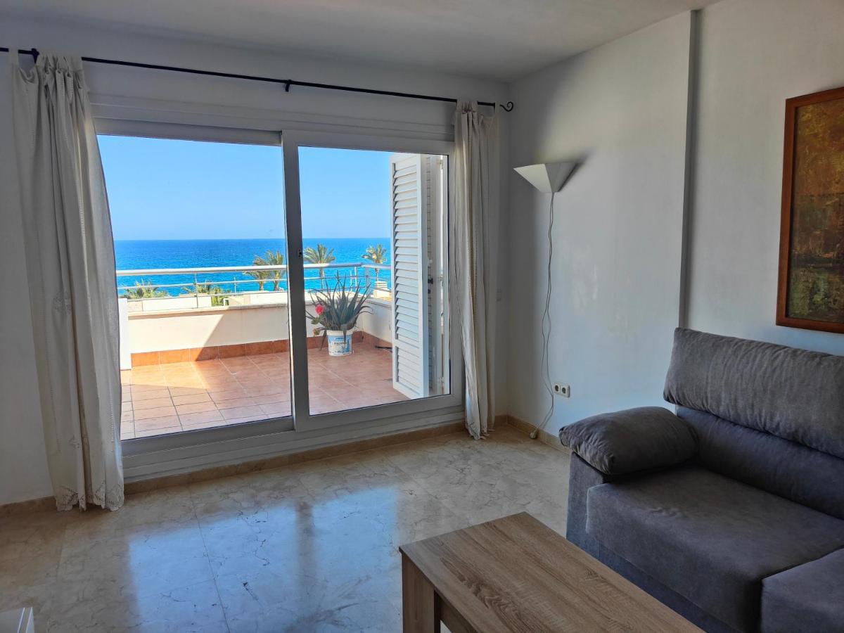 Playa Del Faro Apartment *